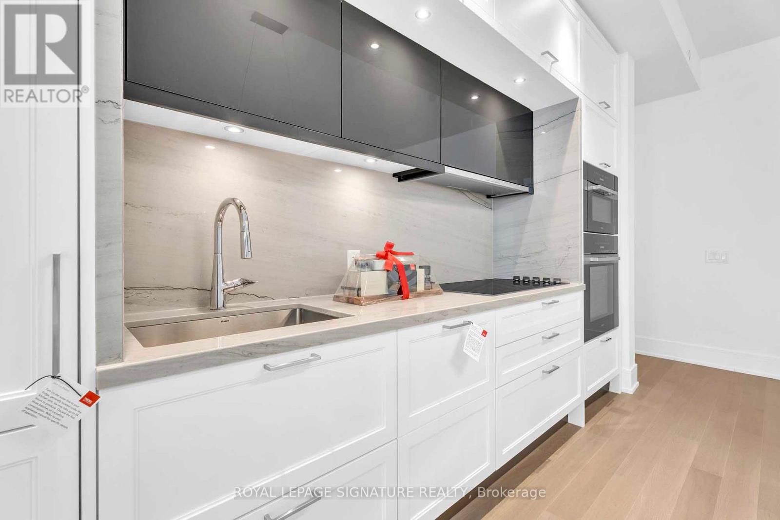 805 - 397 Royal Orchard Boulevard, Markham, Ontario  L3T 0H3 - Photo 11 - N12628464