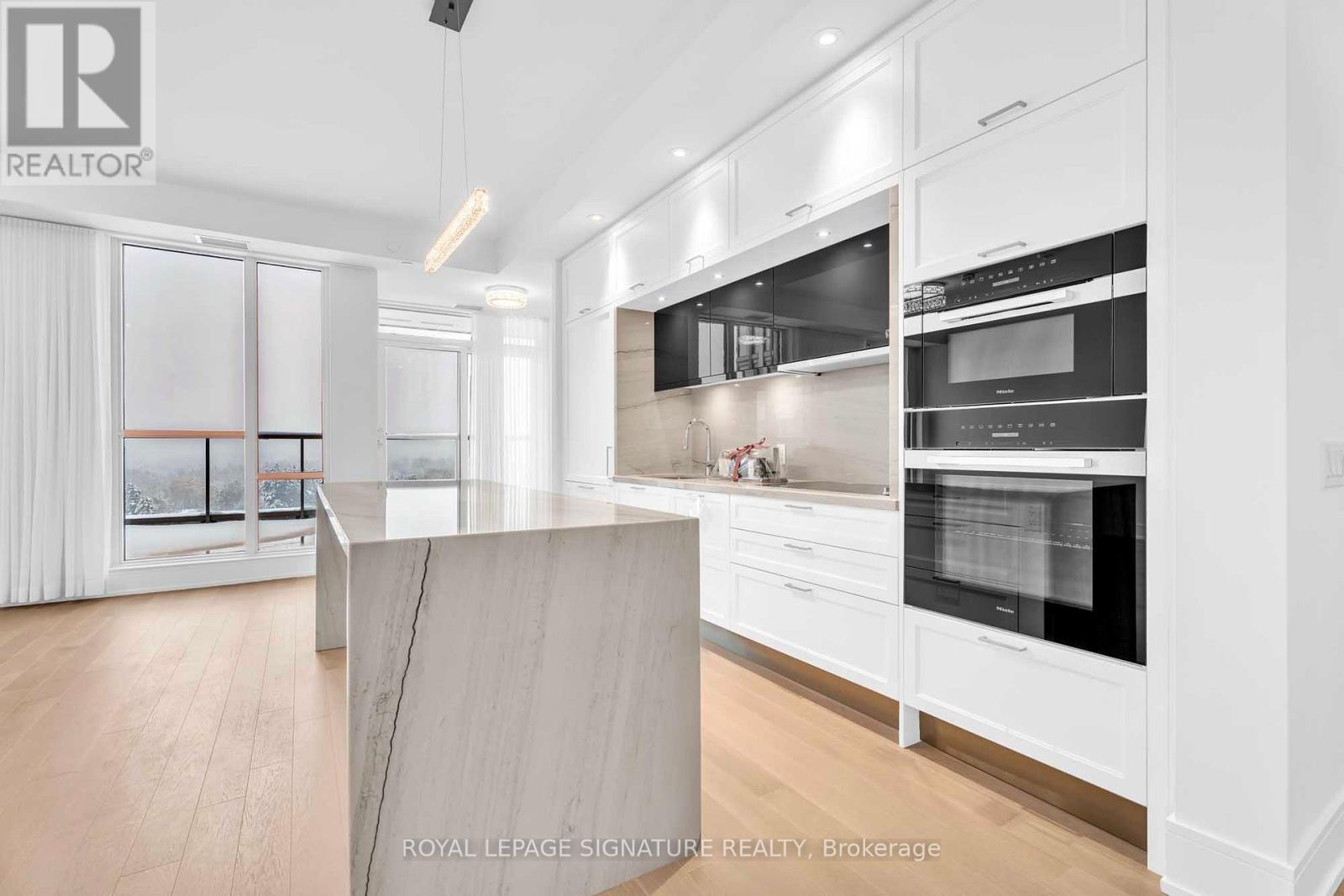 805 - 397 Royal Orchard Boulevard, Markham, Ontario  L3T 0H3 - Photo 12 - N12628464