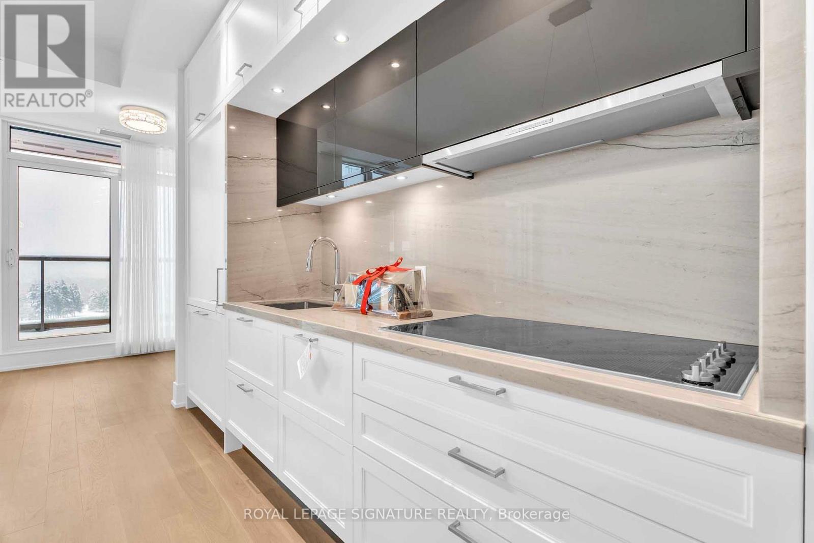 805 - 397 Royal Orchard Boulevard, Markham, Ontario  L3T 0H3 - Photo 13 - N12628464