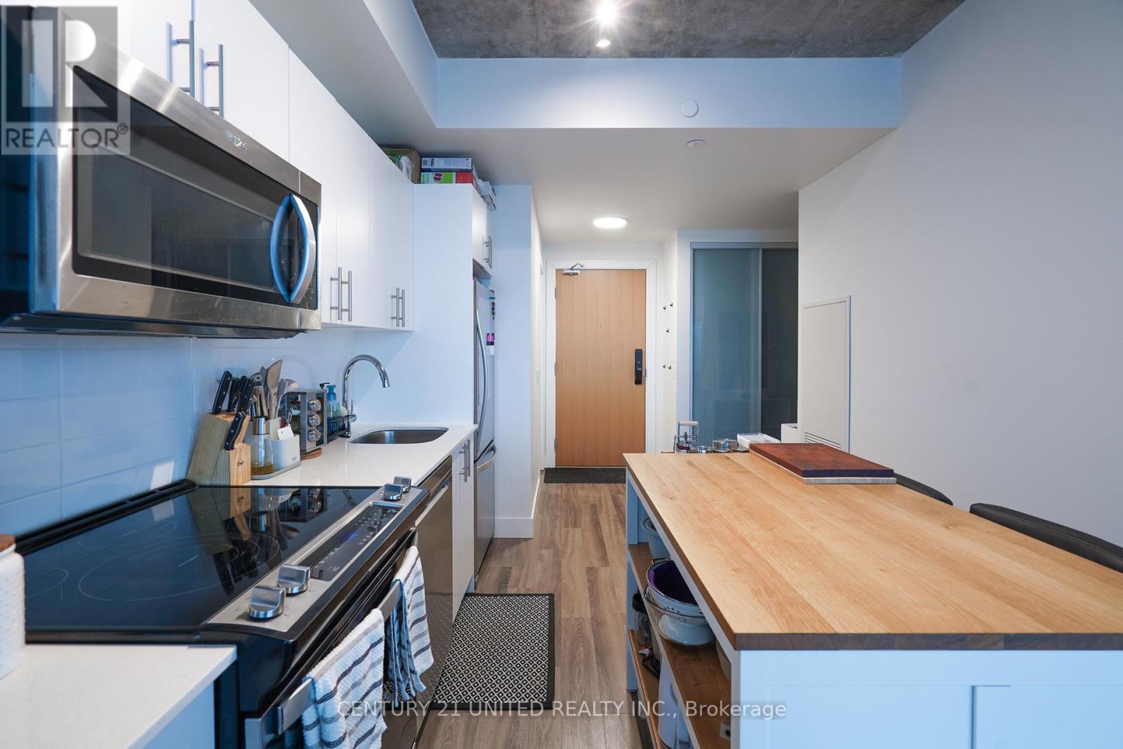 1411 - 80 Bond Street E, Oshawa, Ontario  L1G 0E6 - Photo 3 - E12628550