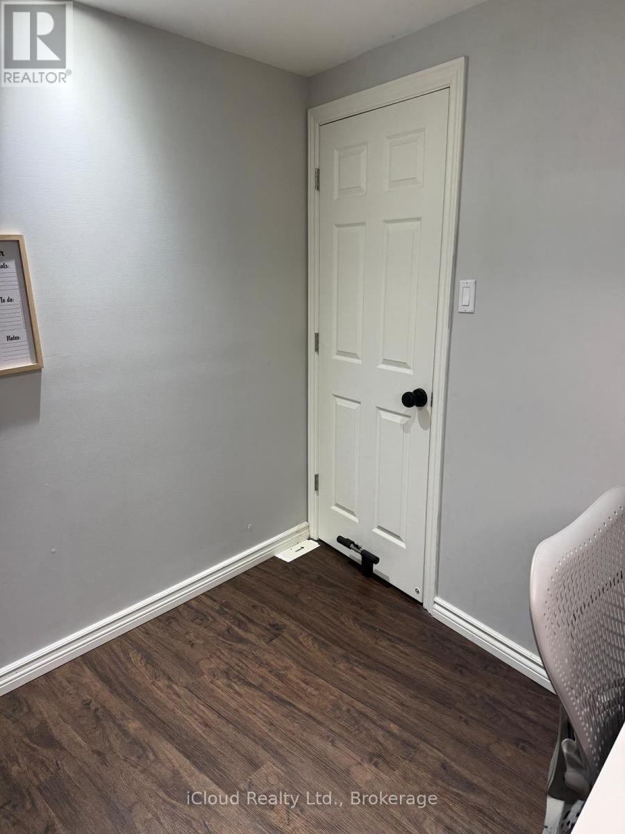 Bsmt - 2362 Proudfoot Trail, Oakville, Ontario  L6M 3Y2 - Photo 16 - W12628470