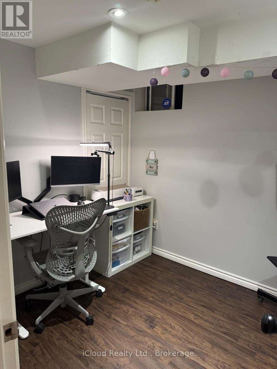 Bsmt - 2362 Proudfoot Trail, Oakville, Ontario  L6M 3Y2 - Photo 17 - W12628470