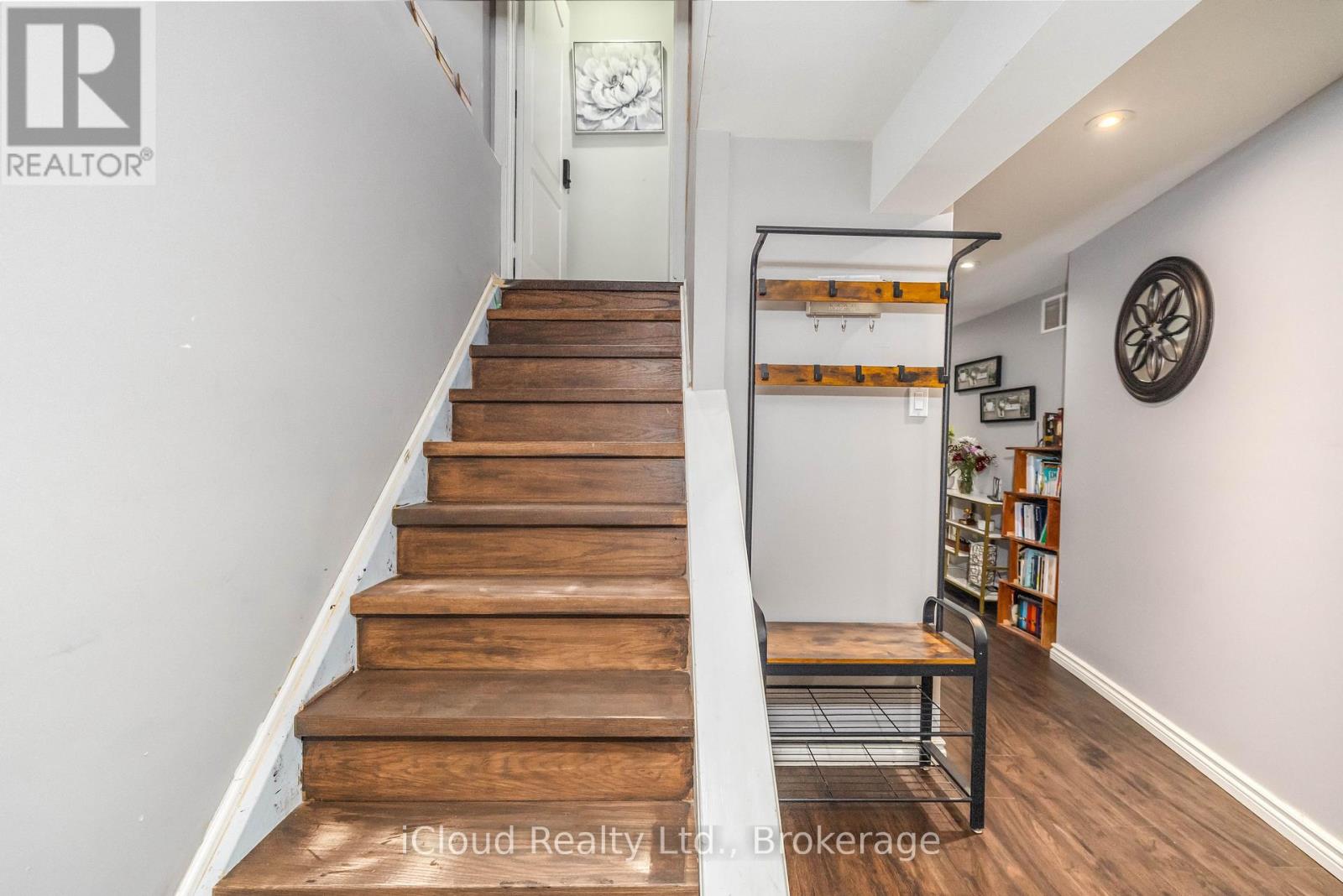 Bsmt - 2362 Proudfoot Trail, Oakville, Ontario  L6M 3Y2 - Photo 3 - W12628470