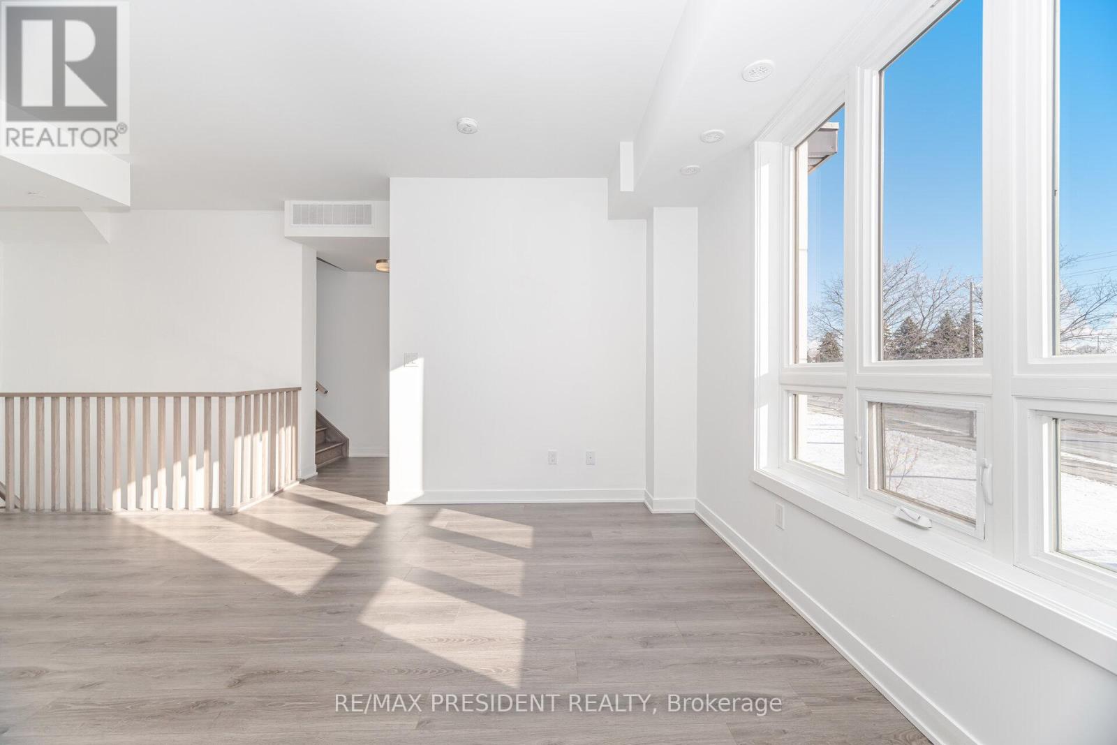 19 - 4015 Hickory Drive, Mississauga, Ontario  L4W 1L1 - Photo 18 - W12628472