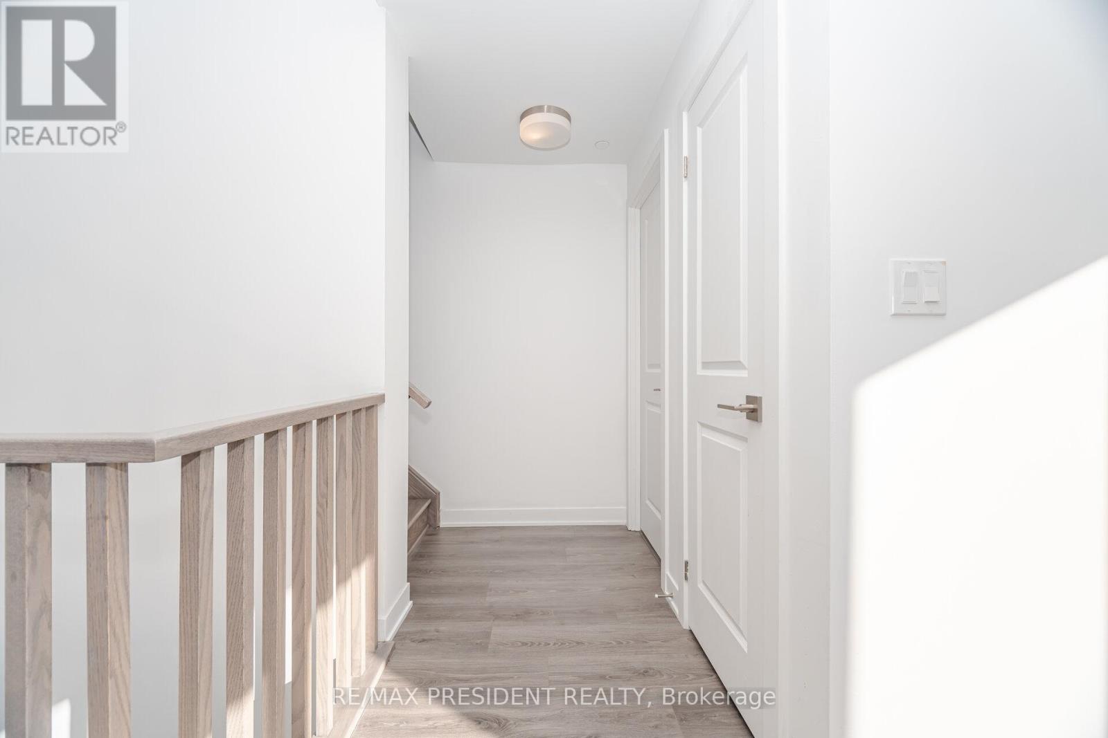 19 - 4015 Hickory Drive, Mississauga, Ontario  L4W 1L1 - Photo 21 - W12628472