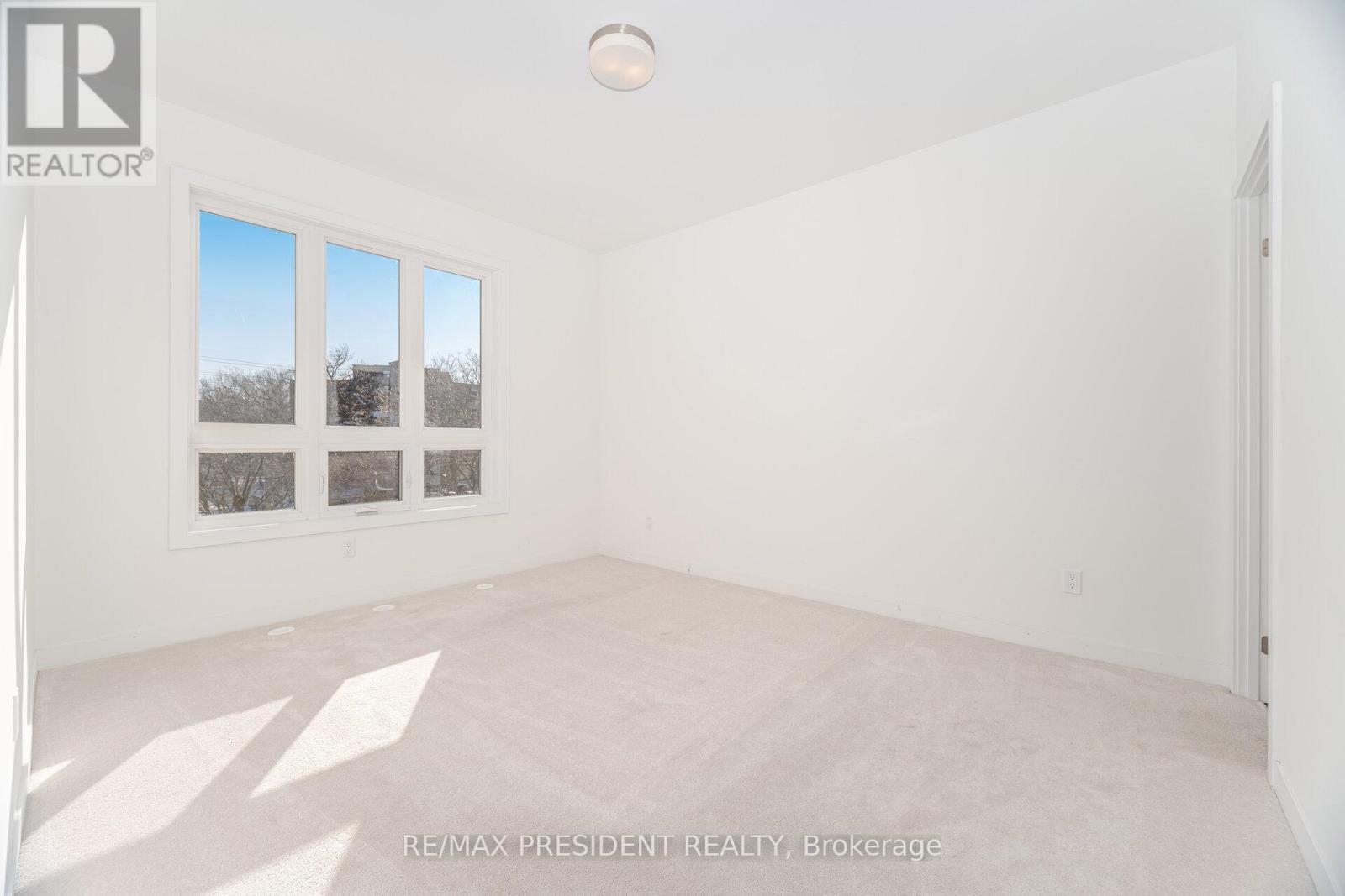 19 - 4015 Hickory Drive, Mississauga, Ontario  L4W 1L1 - Photo 24 - W12628472