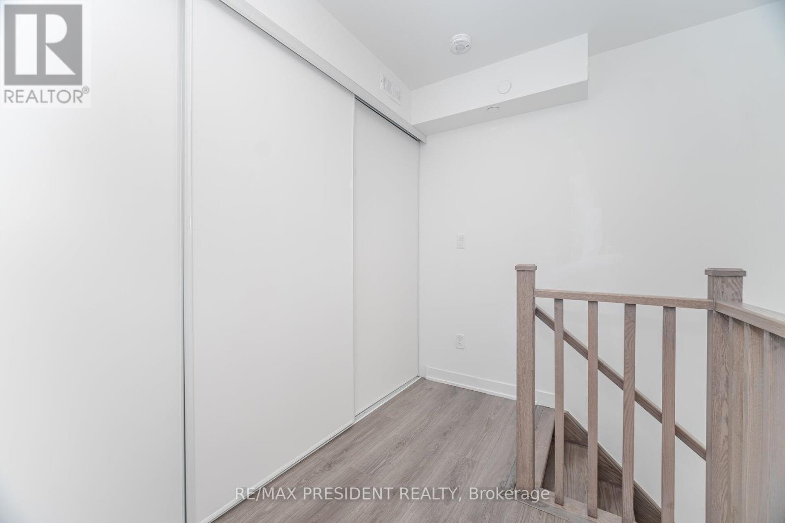 19 - 4015 Hickory Drive, Mississauga, Ontario  L4W 1L1 - Photo 36 - W12628472