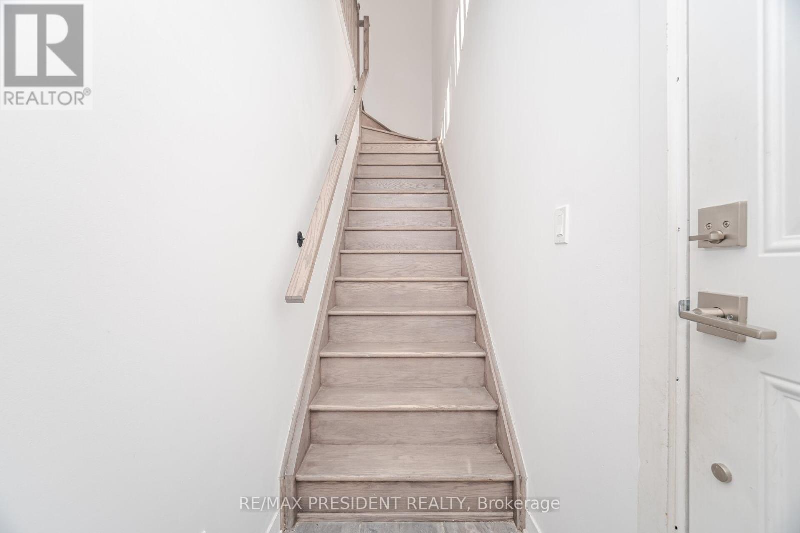 19 - 4015 Hickory Drive, Mississauga, Ontario  L4W 1L1 - Photo 8 - W12628472