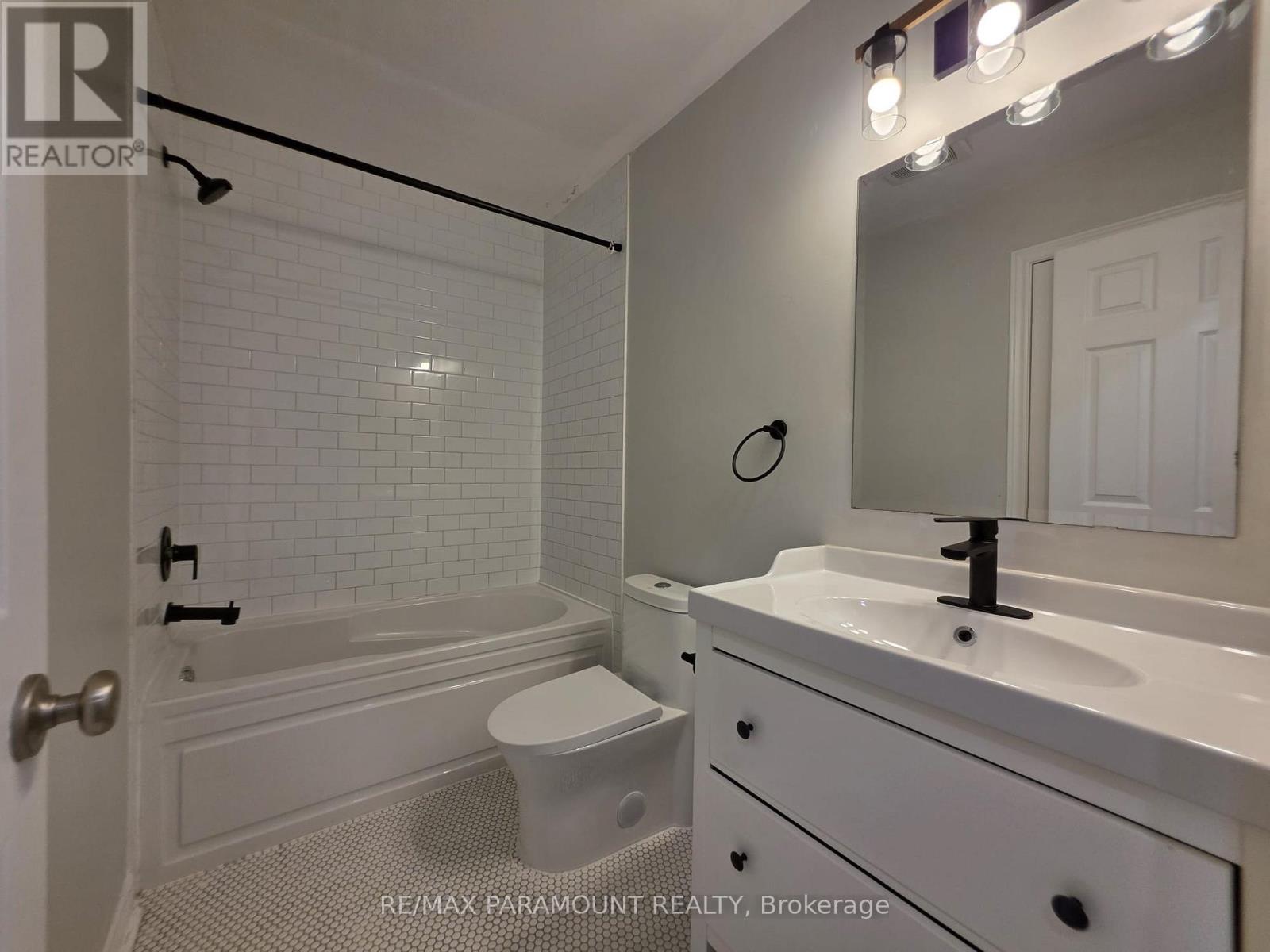 3 - 2006 Trawden Way, Oakville, Ontario  L6M 0M1 - Photo 25 - W12628474