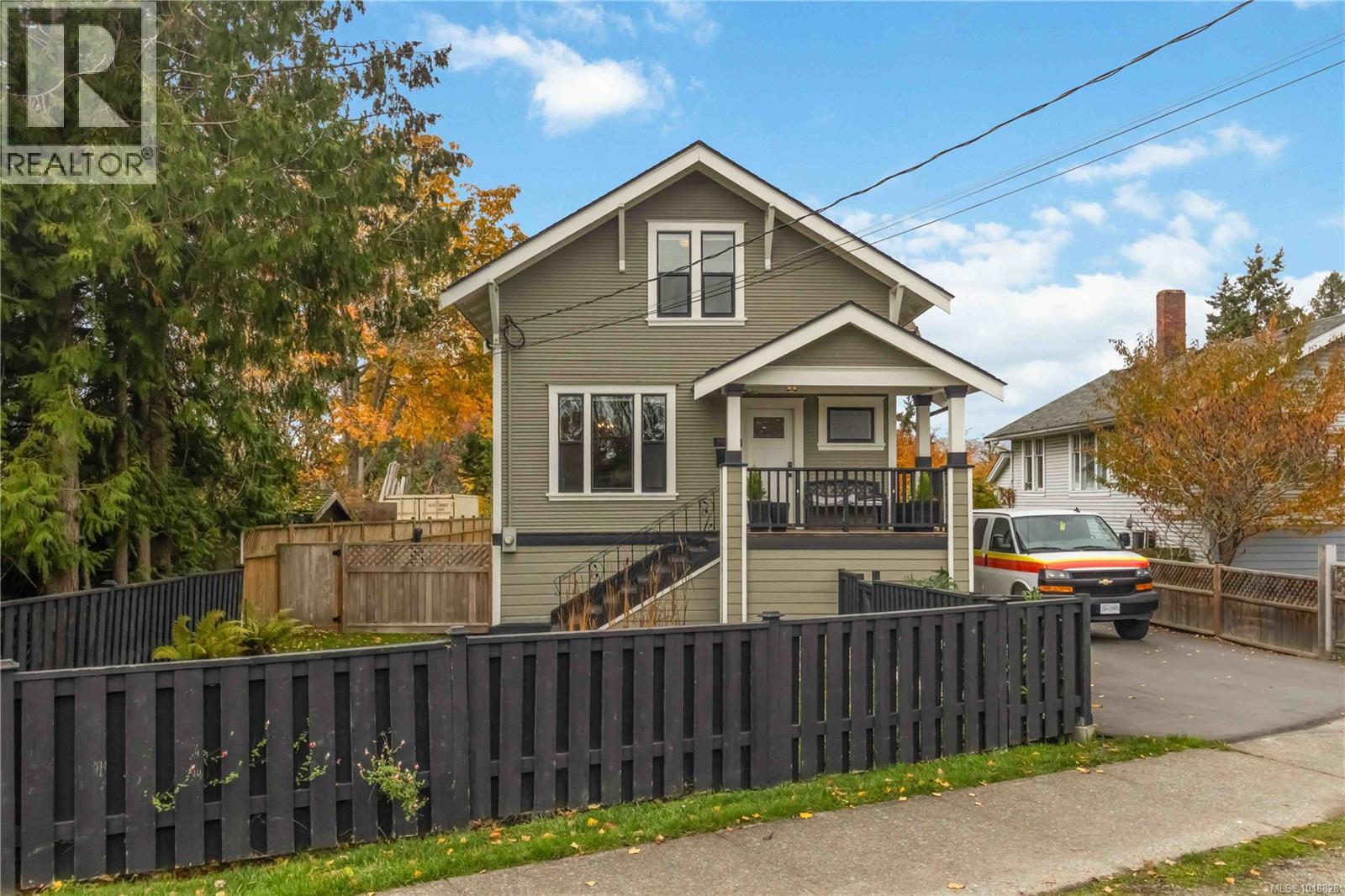 3354 Harriet Rd, Saanich, British Columbia  V8Z 3S4 - Photo 39 - 1018828