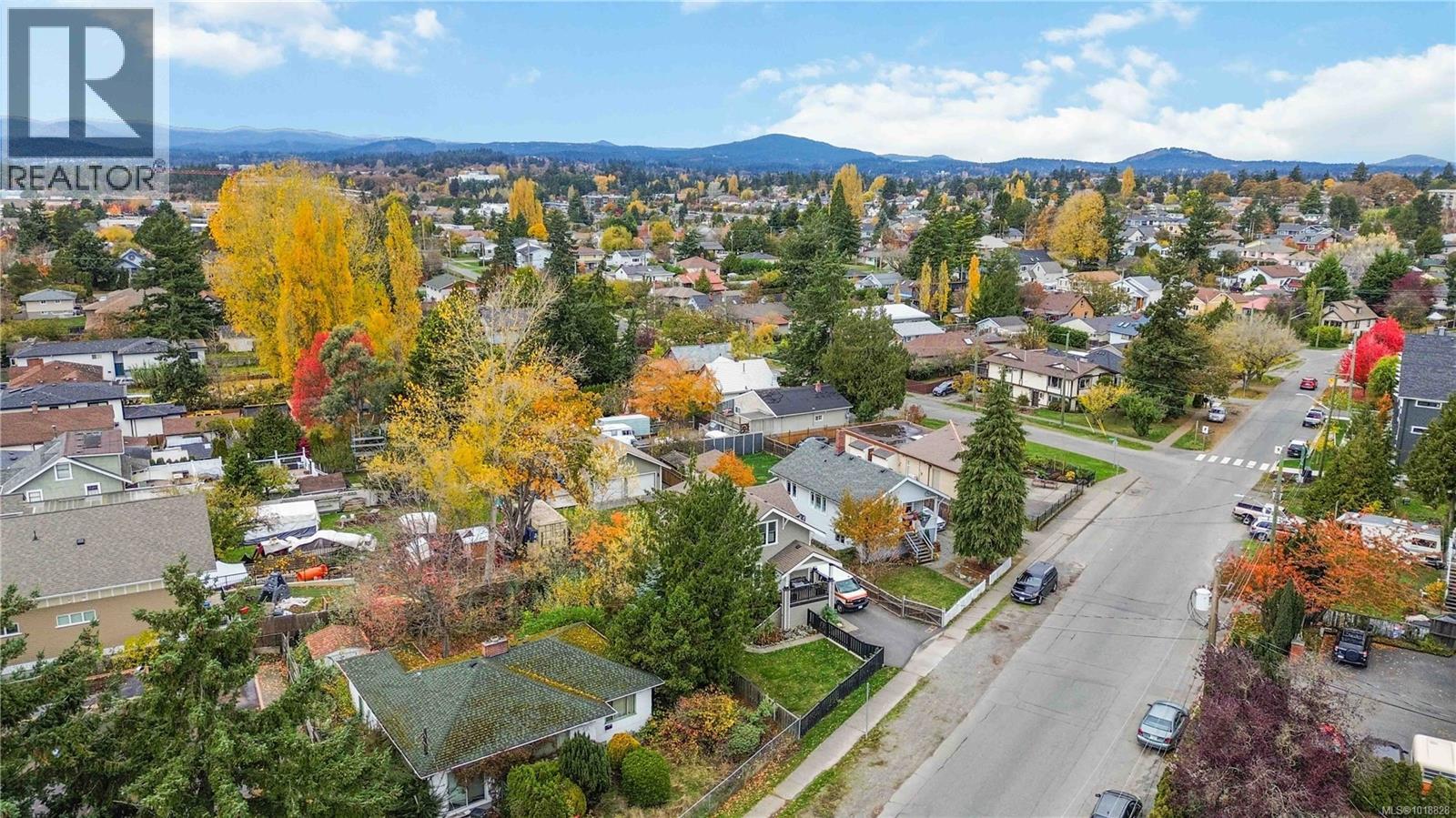 3354 Harriet Rd, Saanich, British Columbia  V8Z 3S4 - Photo 43 - 1018828