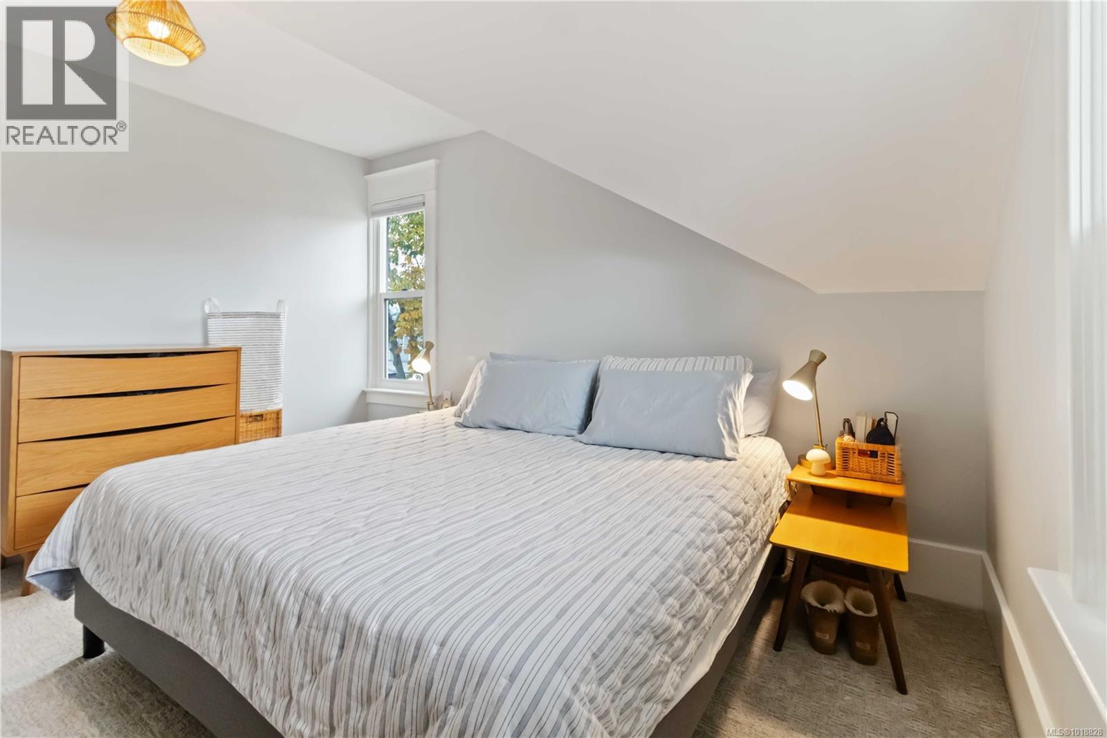 3354 Harriet Rd, Saanich, British Columbia  V8Z 3S4 - Photo 23 - 1018828