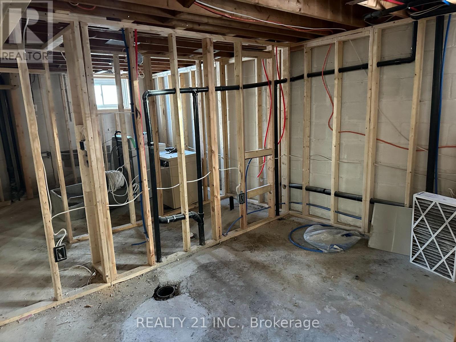 26 Martindale Road, Toronto, Ontario  M1M 2B7 - Photo 6 - E12616824