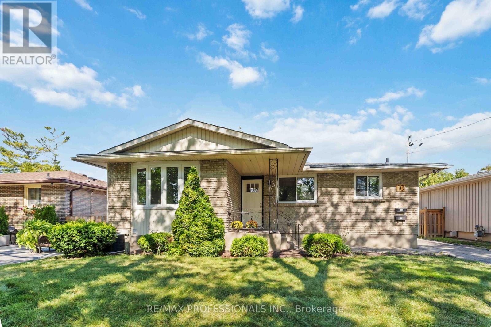 LOWER - 10 CINDY DRIVE, St. Catharines, Ontario