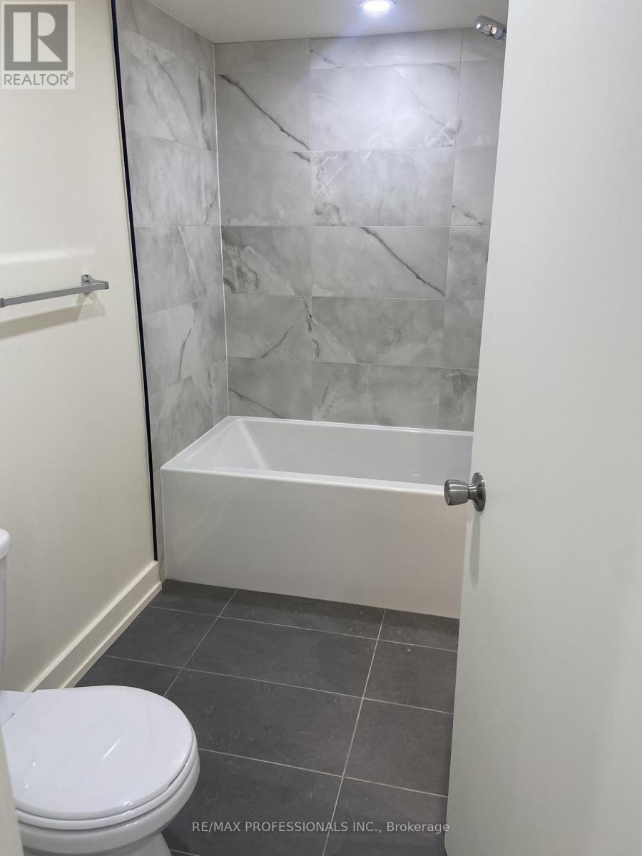 Lower - 10 Cindy Drive, St. Catharines, Ontario  L2M 6K1 - Photo 10 - X12628500