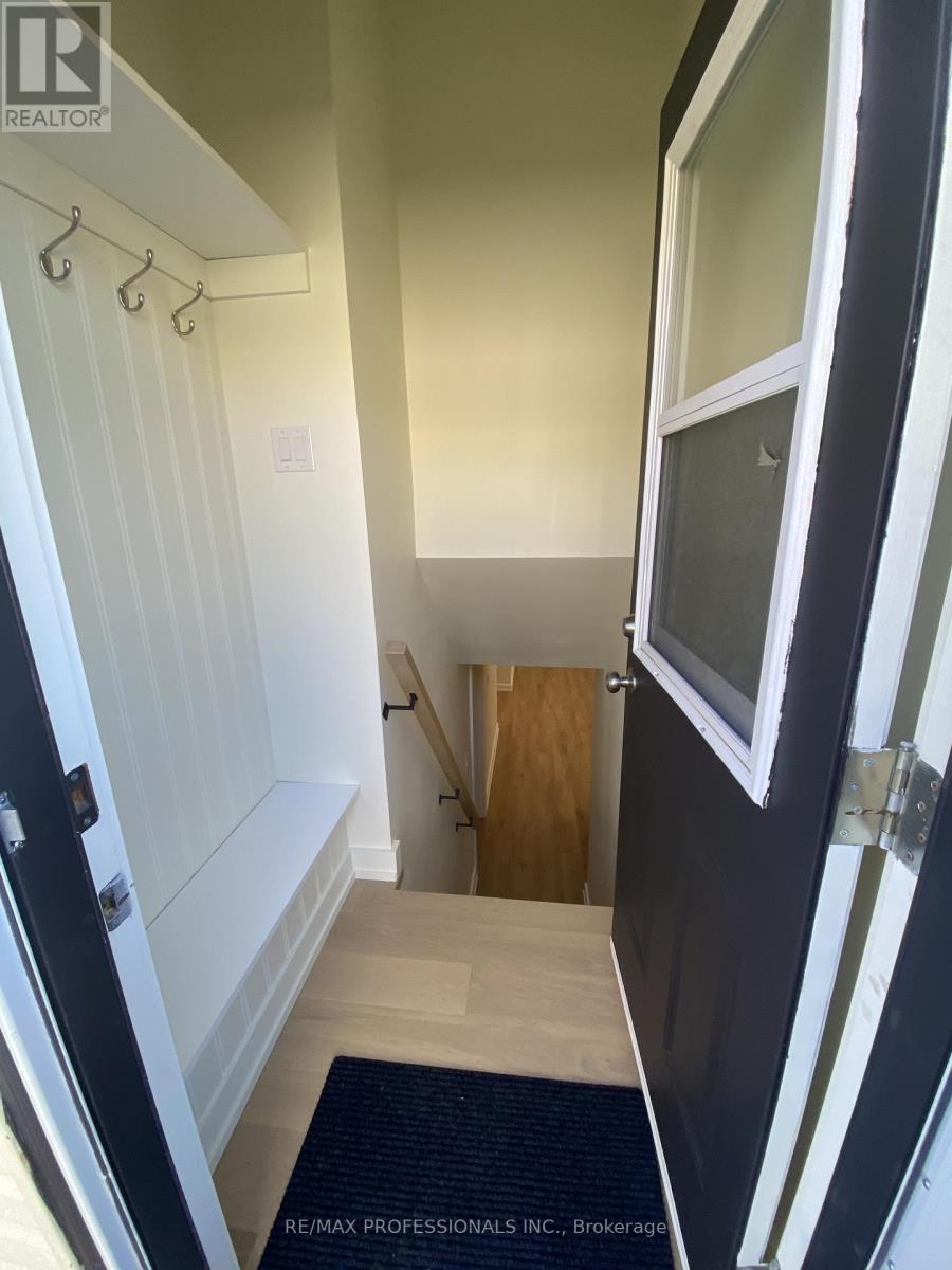 Lower - 10 Cindy Drive, St. Catharines, Ontario  L2M 6K1 - Photo 2 - X12628500