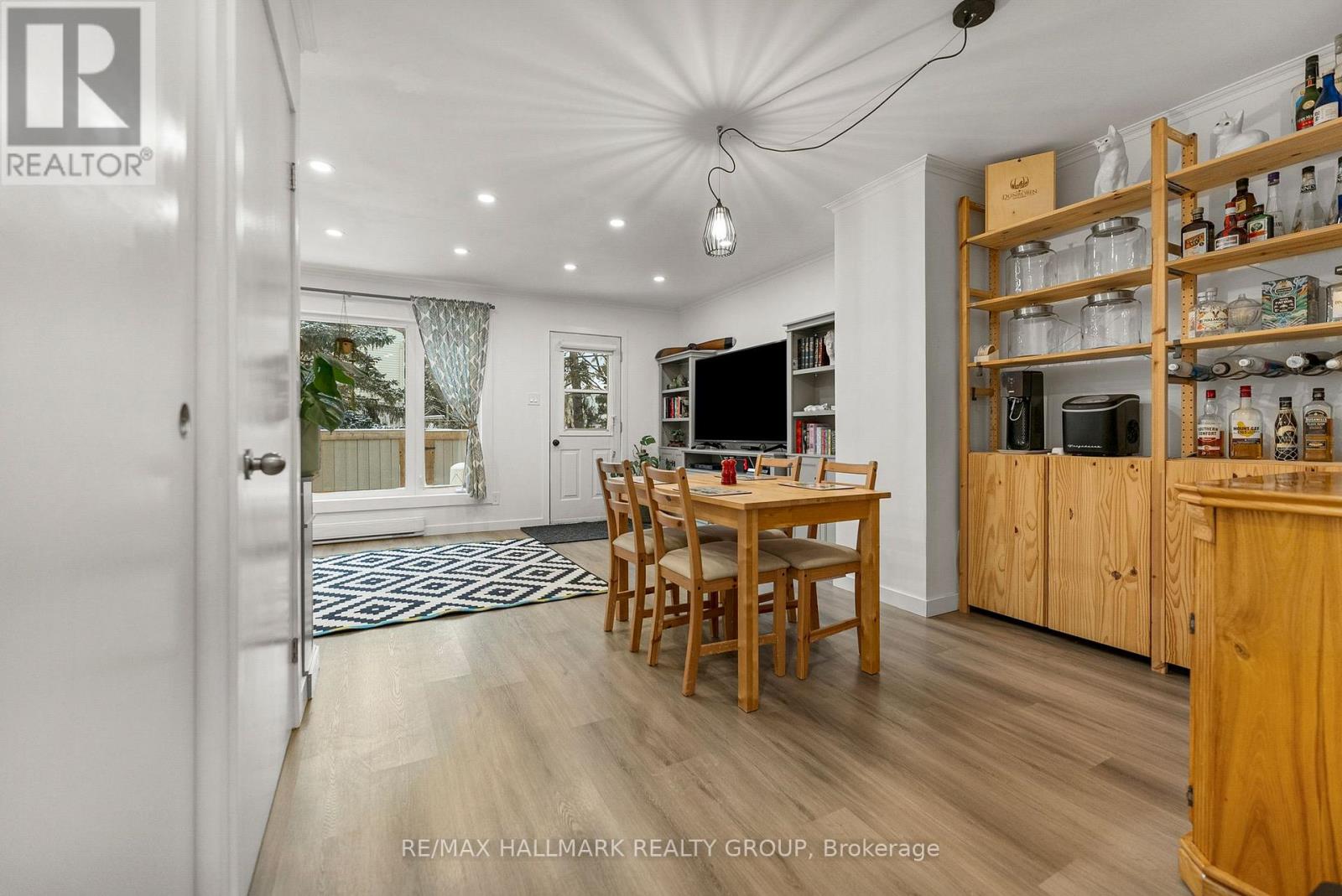 1314 Cedarcroft Crescent, Ottawa, Ontario  K1B 5C7 - Photo 11 - X12628600