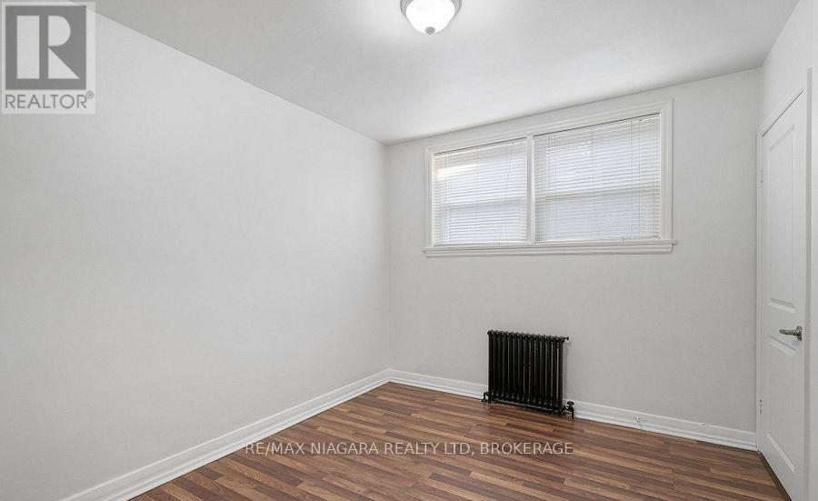 2 - 81 Maple Street, St. Catharines (Downtown), Ontario  L2R 2B1 - Photo 10 - X12628622