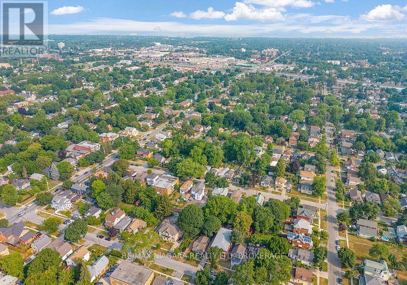 2 - 81 Maple Street, St. Catharines (Downtown), Ontario  L2R 2B1 - Photo 23 - X12628622