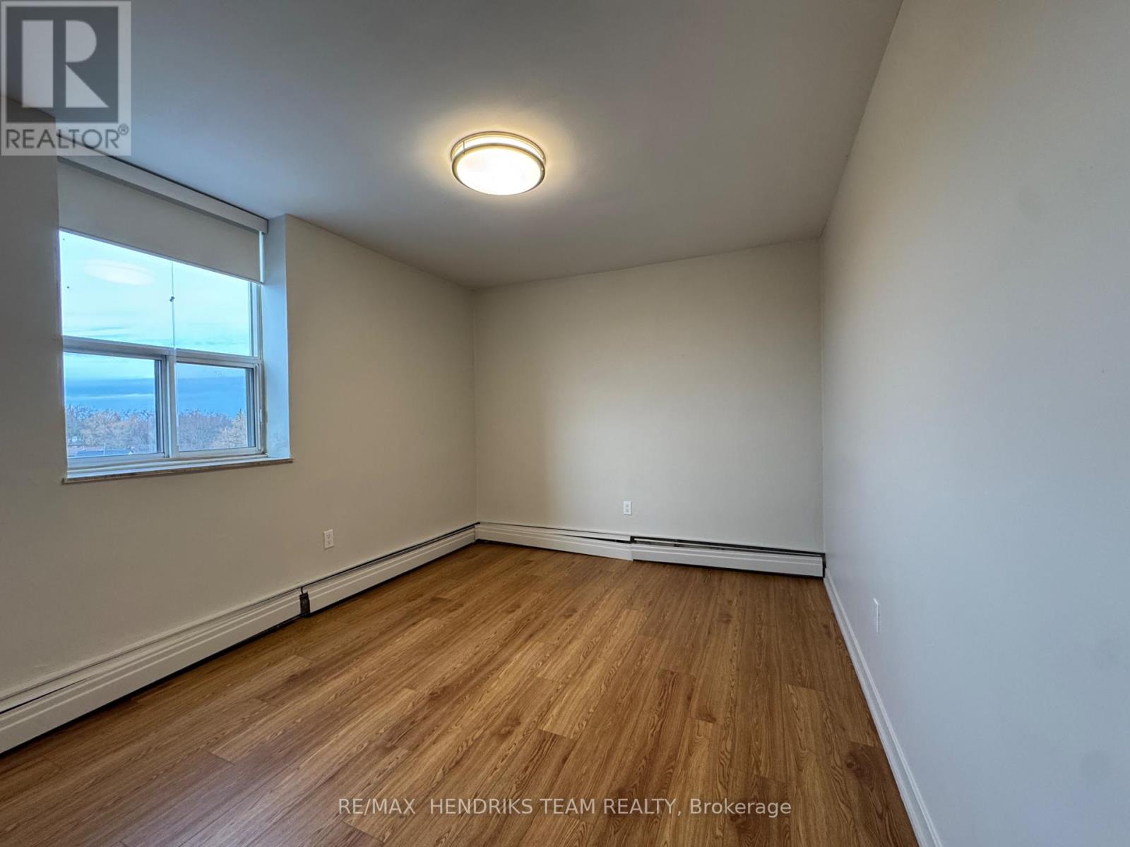 520 - 158 Fitch Street, Welland (Prince Charles), Ontario  L3C 4V6 - Photo 10 - X12628634