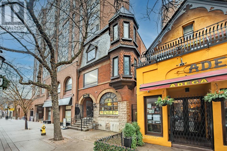 31 ELM STREET, Toronto, Ontario