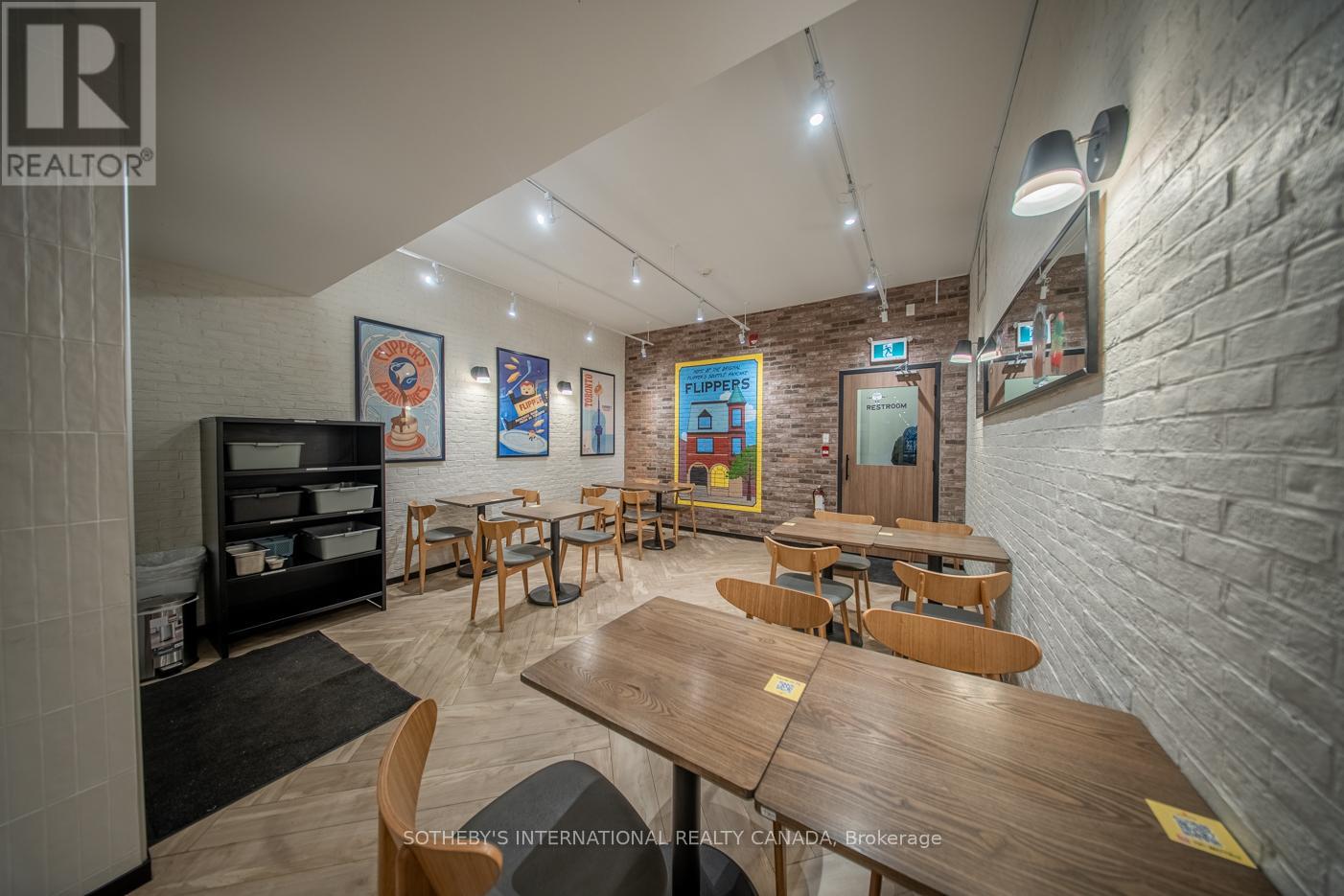 31 Elm Street, Toronto, Ontario  M5G 1H1 - Photo 10 - C12627794