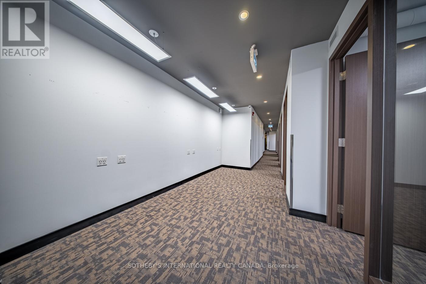 31 Elm Street, Toronto, Ontario  M5G 1H1 - Photo 21 - C12627794