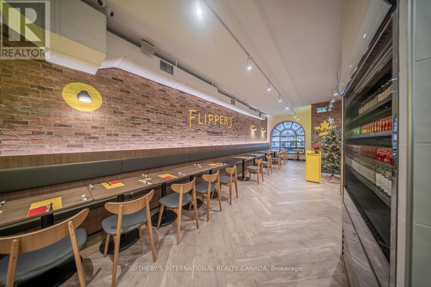 31 Elm Street, Toronto, Ontario  M5G 1H1 - Photo 6 - C12627794