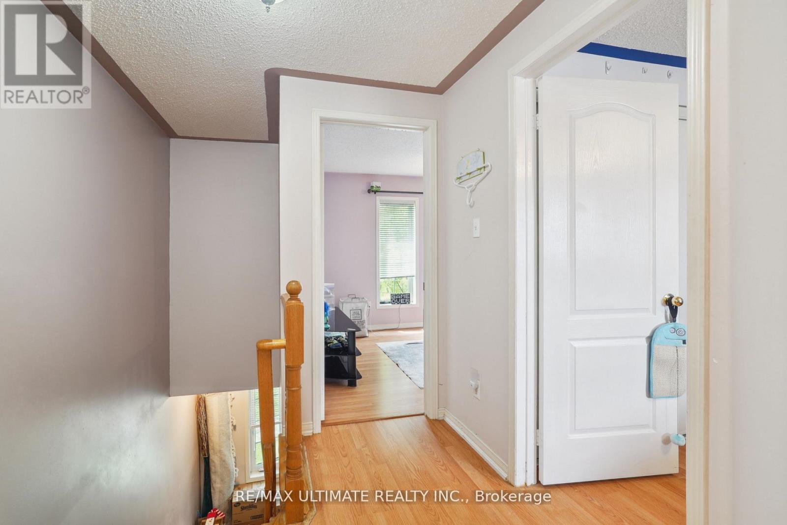 2168 St. Clair Avenue W, Toronto, Ontario  M6N 5C1 - Photo 18 - W12442163