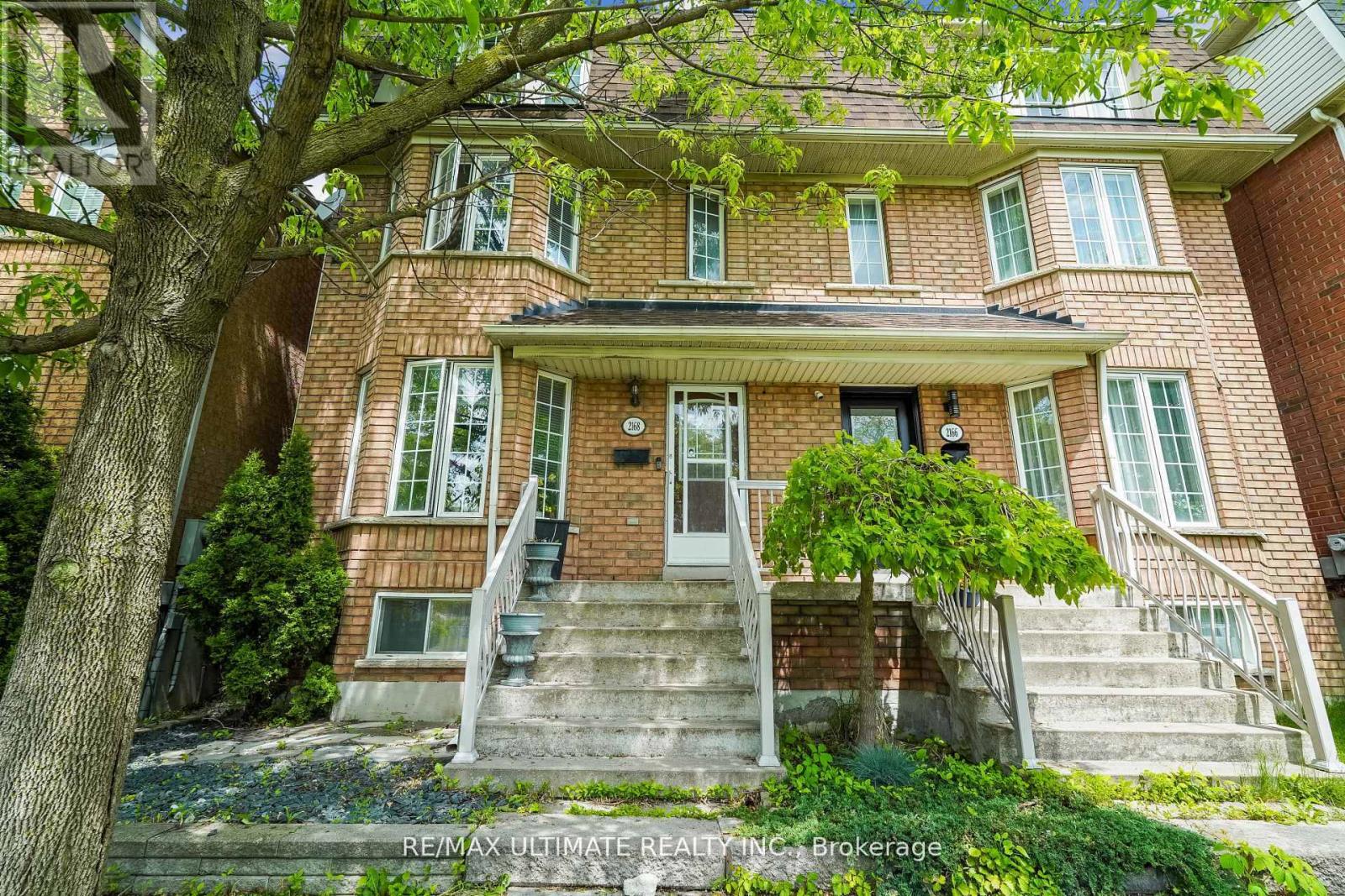 2168 ST. CLAIR AVENUE W, Toronto, Ontario