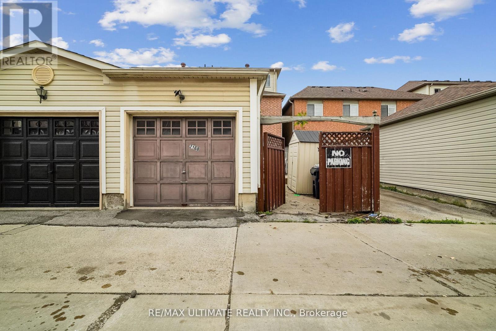 2168 St. Clair Avenue W, Toronto, Ontario  M6N 5C1 - Photo 27 - W12442163