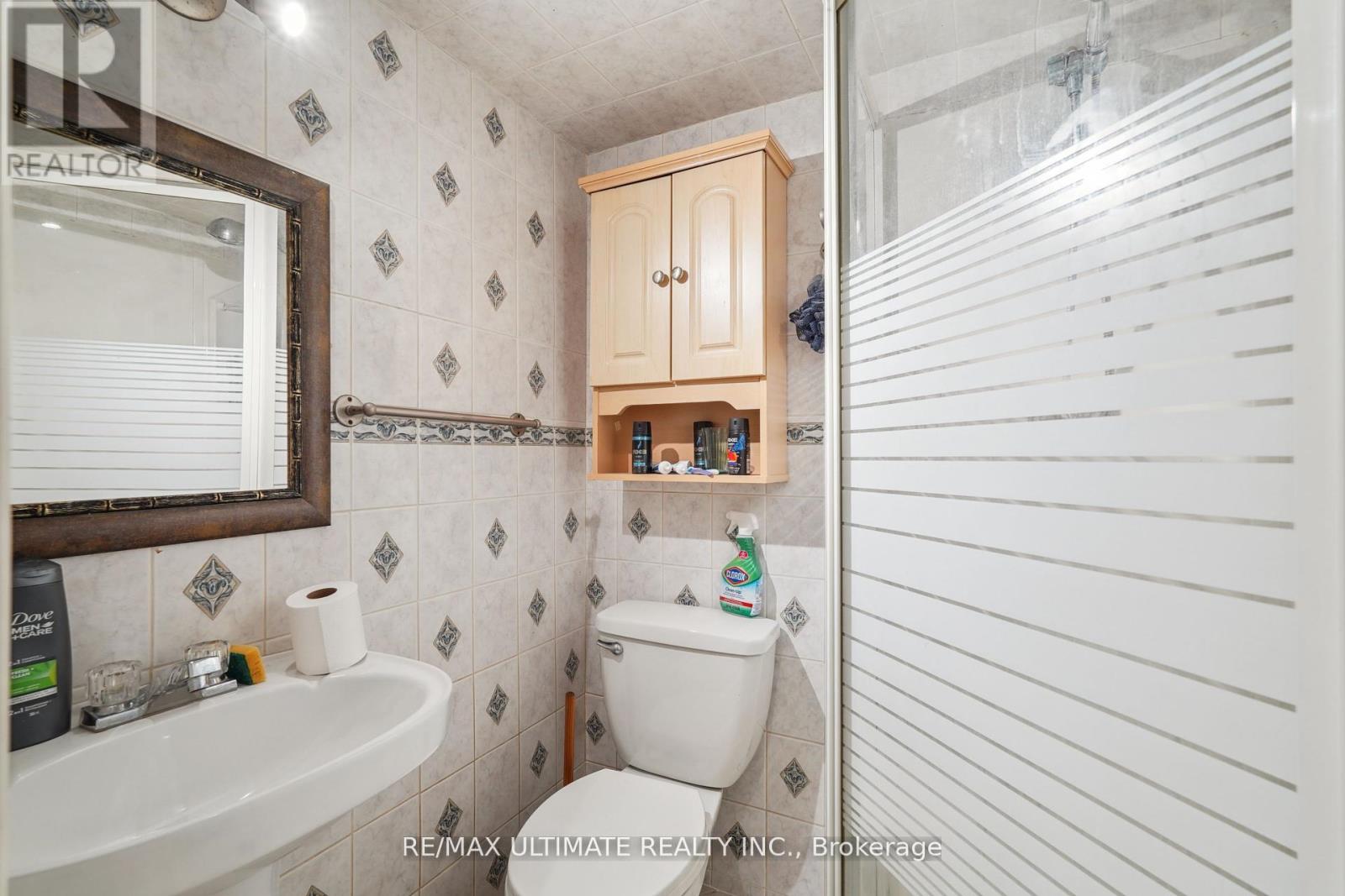 2168 St. Clair Avenue W, Toronto, Ontario  M6N 5C1 - Photo 22 - W12442163