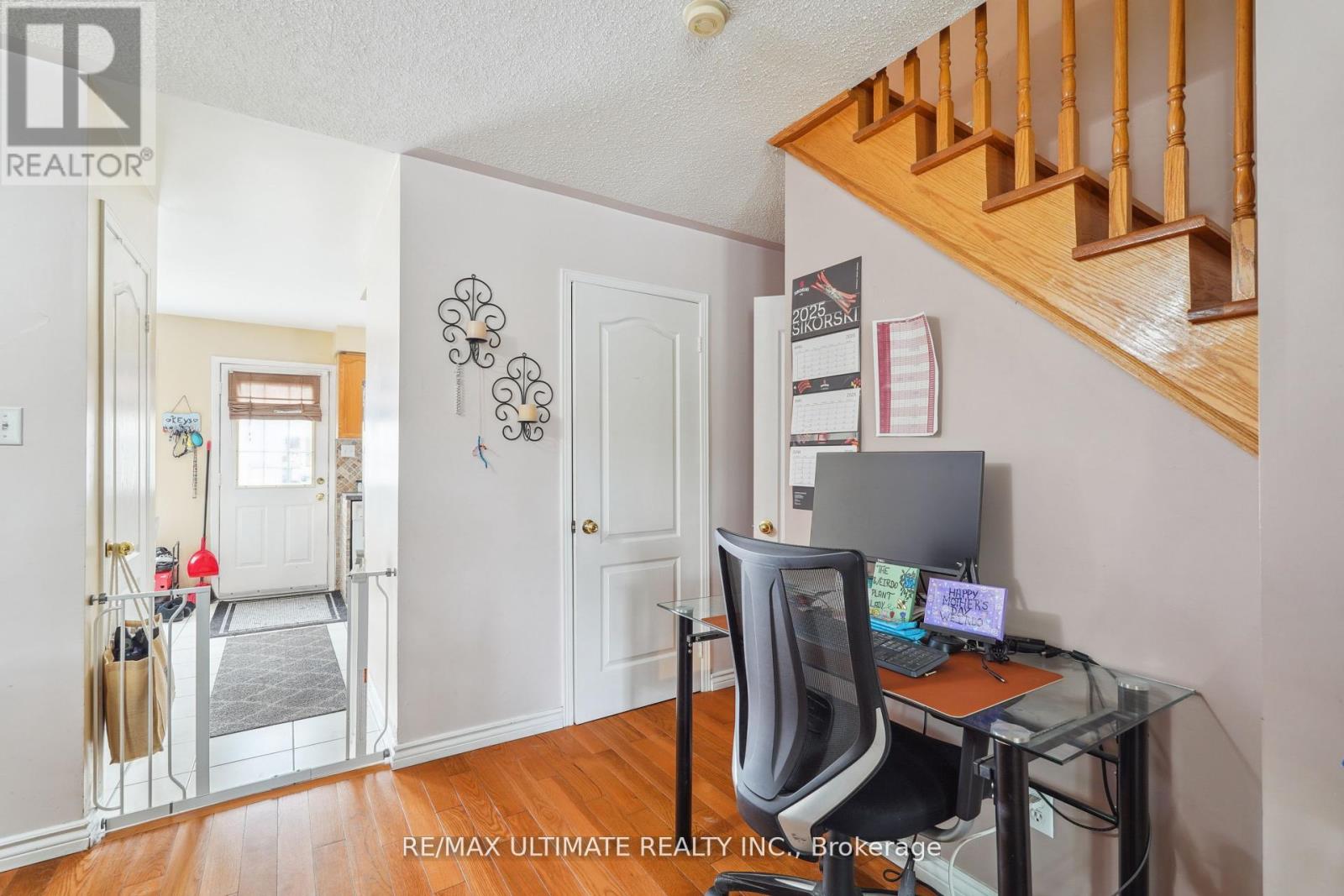 2168 St. Clair Avenue W, Toronto, Ontario  M6N 5C1 - Photo 4 - W12442163