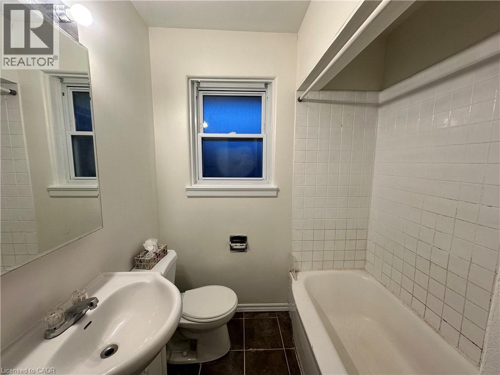 10 Glenellen Drive Unit# Upper, St. Catharines, Ontario  L2M 5Y7 - Photo 21 - 40793544