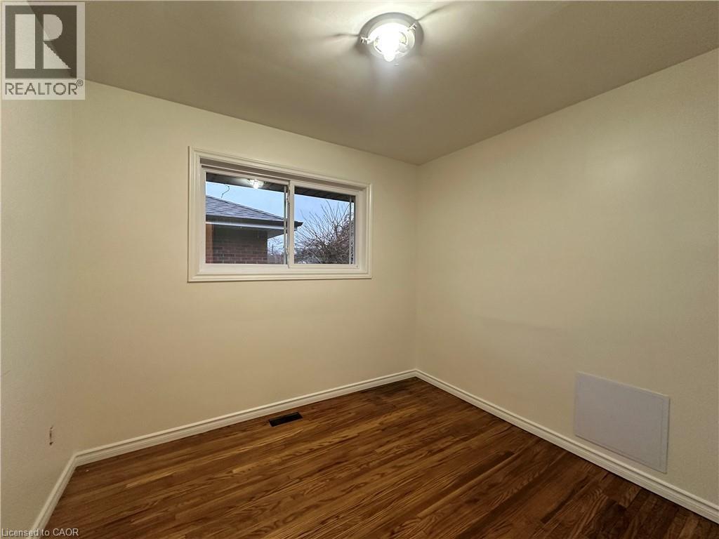 10 Glenellen Drive Unit# Upper, St. Catharines, Ontario  L2M 5Y7 - Photo 22 - 40793544