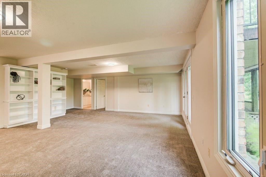 670 Salzburg Drive, Waterloo, Ontario  N2V 2N8 - Photo 34 - 40793071