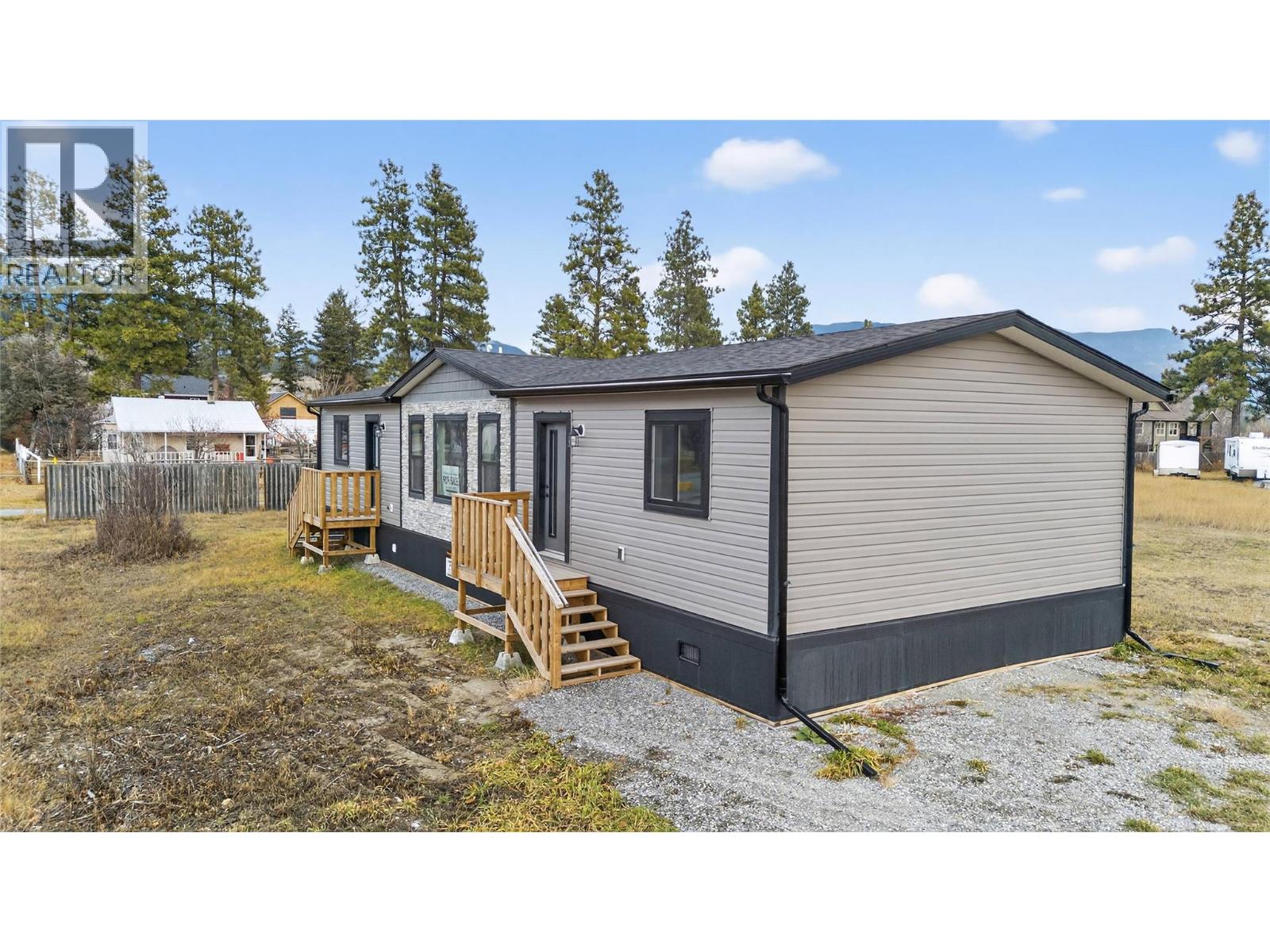 8948 Rundle Place, Canal Flats, British Columbia V0B 1B0 - Photo 23 - 10369951