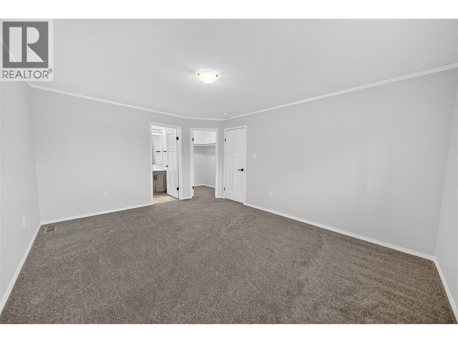 8948 Rundle Place, Canal Flats, British Columbia V0B 1B0 - Photo 13 - 10369951