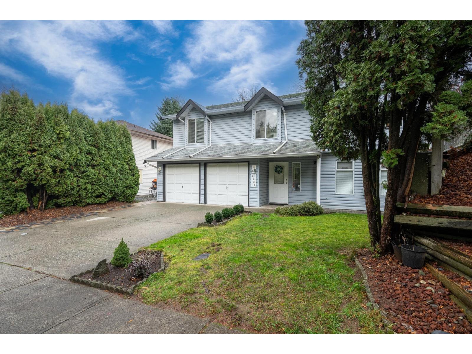 2582 Mitchell Street, Abbotsford, British Columbia  V2T 5G5 - Photo 2 - R3073543