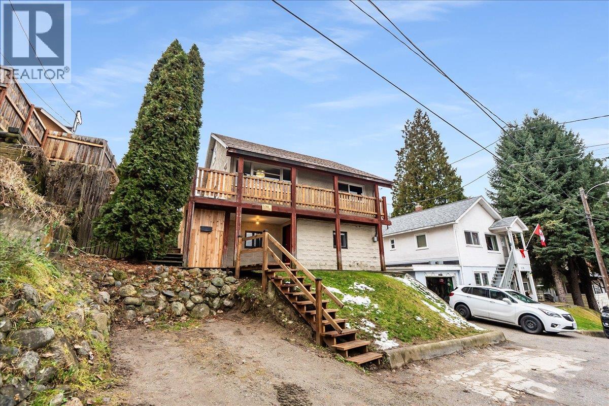 530 Turner Street, Warfield, British Columbia  V1R 2K2 - Photo 6 - 10370687