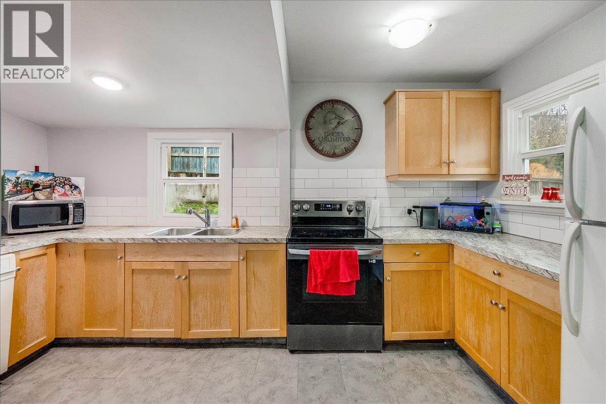 530 Turner Street, Warfield, British Columbia  V1R 2K2 - Photo 18 - 10370687