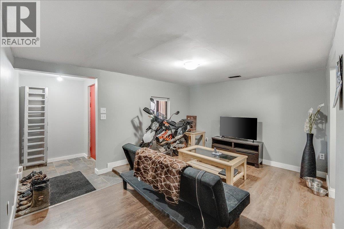 530 Turner Street, Warfield, British Columbia  V1R 2K2 - Photo 48 - 10370687