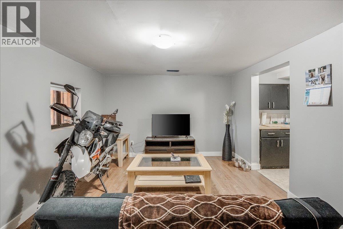 530 Turner Street, Warfield, British Columbia  V1R 2K2 - Photo 49 - 10370687