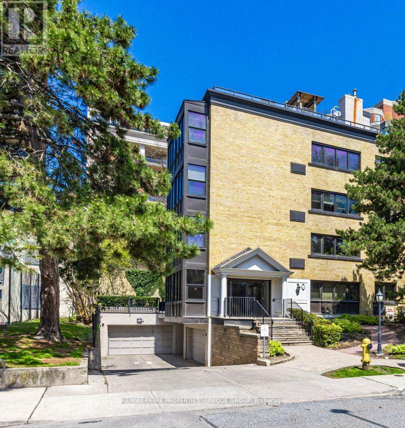 305 - 22 WOODLAWN AVENUE E, Toronto, Ontario