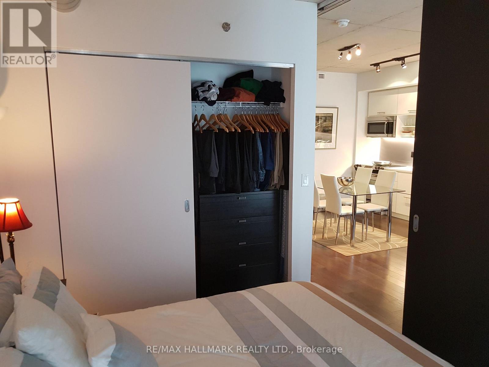 713 - 32 Trolley Crescent, Toronto, Ontario  M5A 0E9 - Photo 11 - C12628624