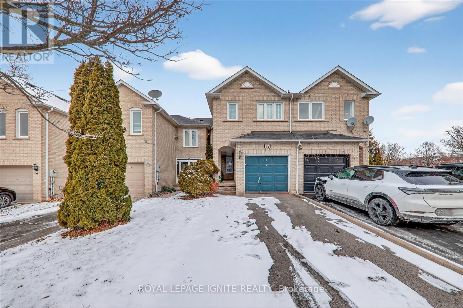 18 Gill Crescent, Ajax, Ontario  L1T 4A5 - Photo 2 - E12628646