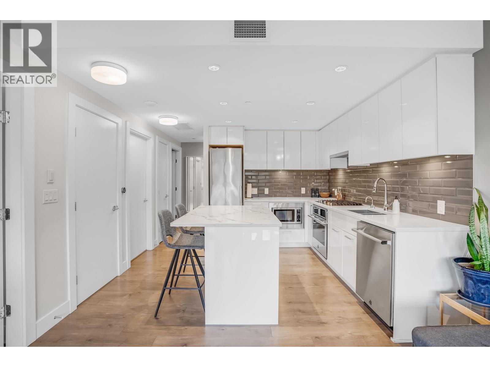 1008 8533 River District Crossing, Vancouver, British Columbia V5S 0H2 - Photo 5 - R3072653