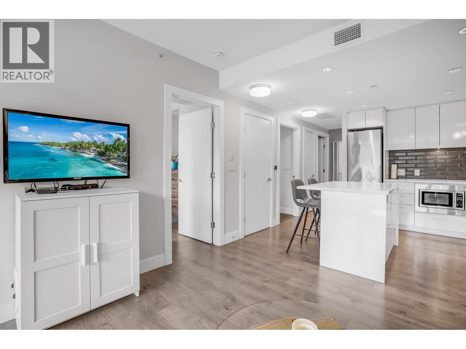 1008 8533 River District Crossing, Vancouver, British Columbia V5S 0H2 - Photo 9 - R3072653