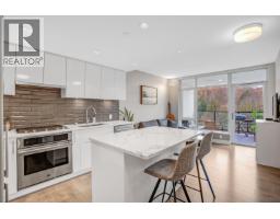 <div class="price">$615,000</div> 1008 8533 River District Crossing, Vancouver<br><div style="margin-bottom:8px;"><small>Exp Realty</small></div><div class='bed_bath'>1 Bed | 1 Bath</div>