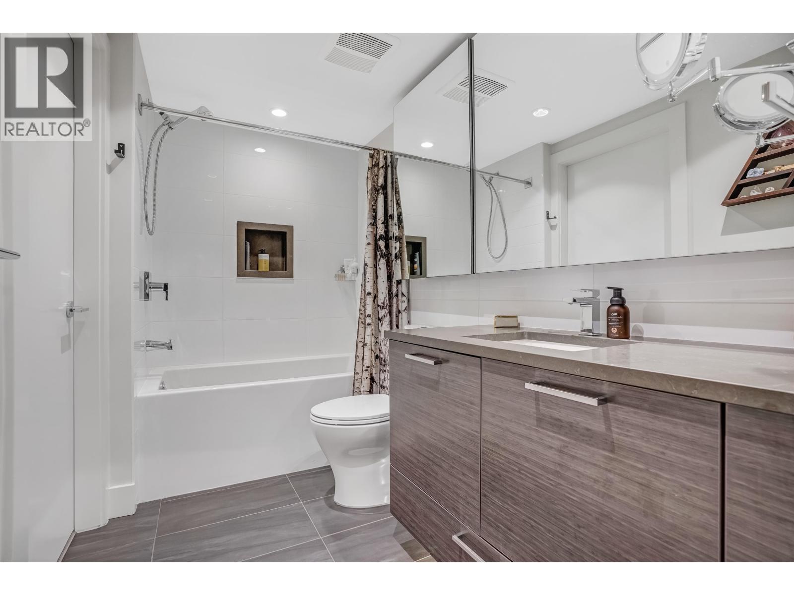 1008 8533 River District Crossing, Vancouver, British Columbia V5S 0H2 - Photo 16 - R3072653